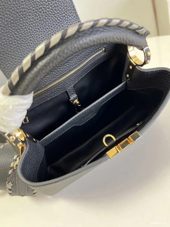 WIS VUITTON CAPUCINES BB LOUIS 1014